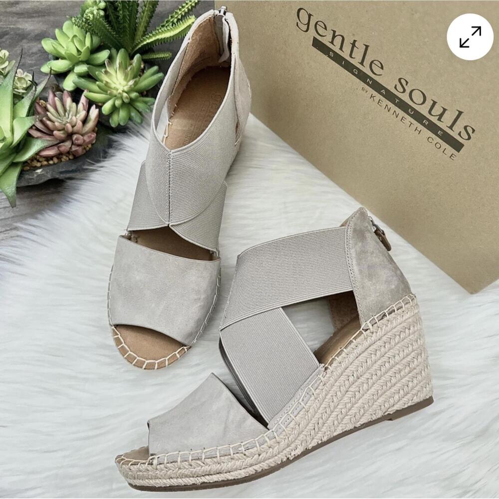 Gentle Souls,‎ Kenneth Cole Suede Espadrille Wedge Sandals | Size 40 / US 9.5